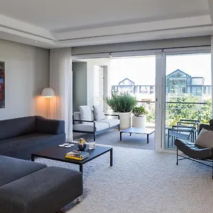 https://401-apartment.hotels-capetown.com
